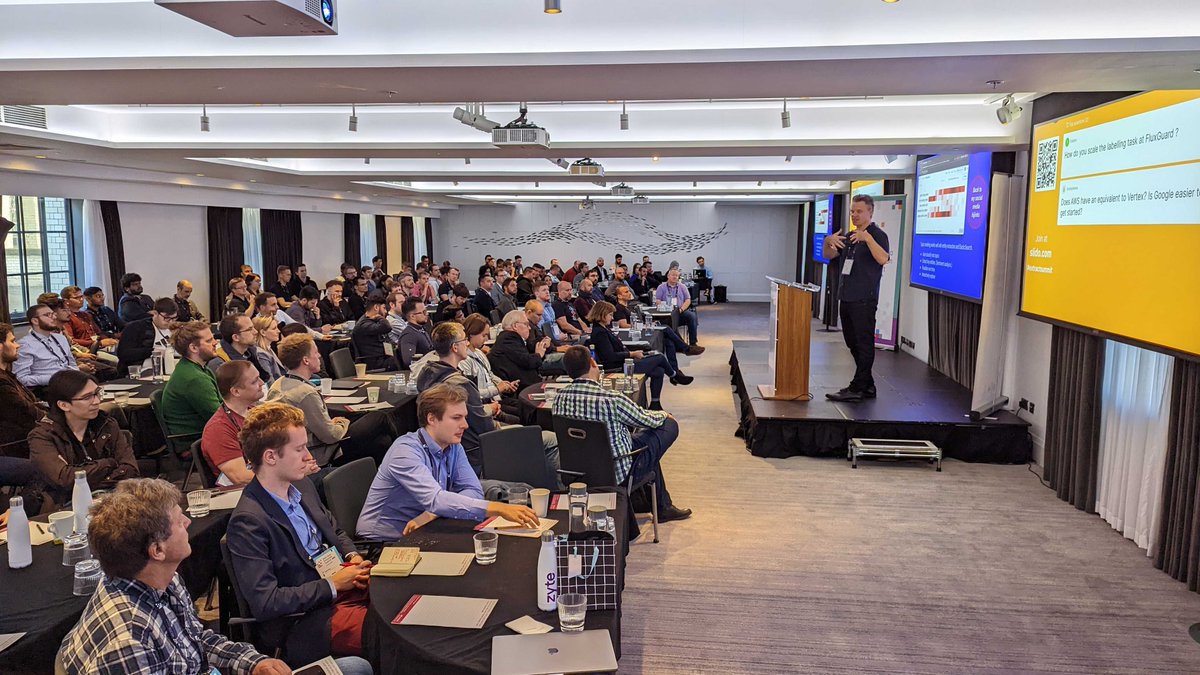 Great talks from all the speakers here at Extract Summit in Central London today including <a href="/petebray/">petebray</a> of Versionista.