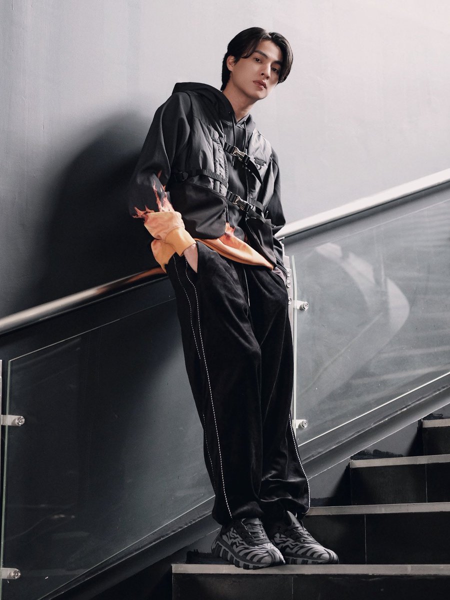 They said good fortune will come to those who wear the zodiac sign of the year 🐯#YearofOnitsukaTiger #CRESTY #OnitsukaTiger
#TBentertainment