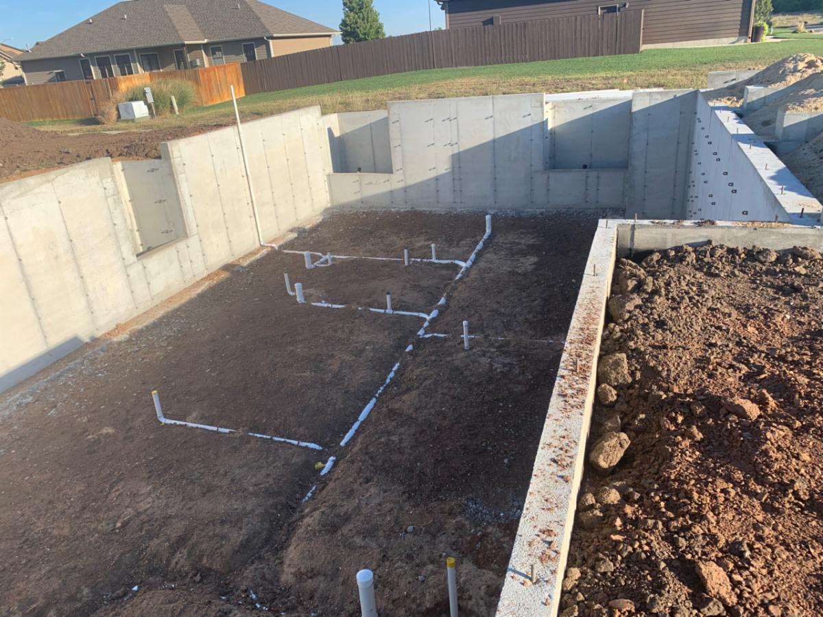 UBuilditWichita's tweet photo. There is just something satisfying about watching your project step by step!  The Allen Family is enjoying watching their foundation go in and overseeing every aspect of it.  Ensuring that it's done to their expectations! #UBuildIt #Control #Foundation https://t.co/287BoFCHEi