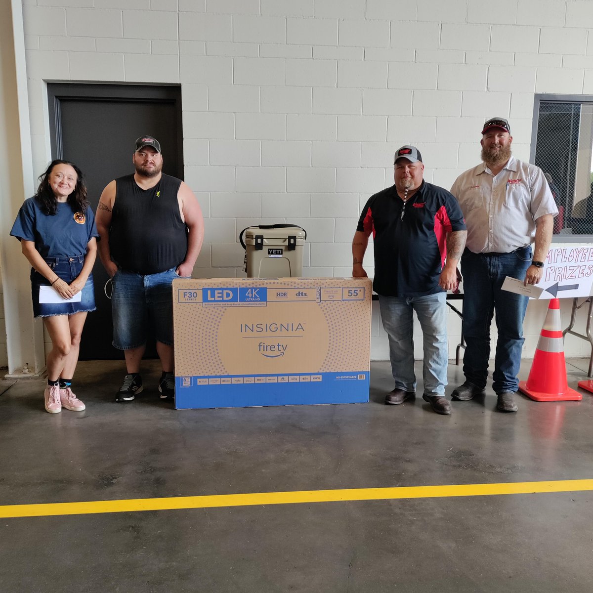 WayneTransports's tweet photo. Truck Driver Appreciation week concluded earlier this month. We had a great week celebrating all of the hard work our drivers take on day in and day out. Thanking you today and every day for all that you do.
#Trucking #ThankATrucker https://t.co/PX1N14Iu28
