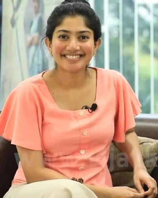 BrindaHere's tweet photo. #GargiFromJuly15 #Gargi #AishwaryaLekshmi @2D_ENTPVTLTD @Sai_Pallavi92 @SakthiFilmFctry @kaaliactor @prgautham83 #29thSepR #SaiPallavi #GargiTrailer https://t.co/P3hUvCbTJK