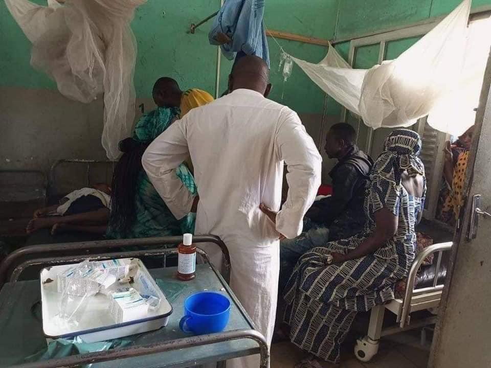 Prom_Ivoire's tweet photo. ATTENDEZ ???? 
LISEZ SVP, C’EST GRAVE ÇA . https://t.co/PHSJMhxvfi