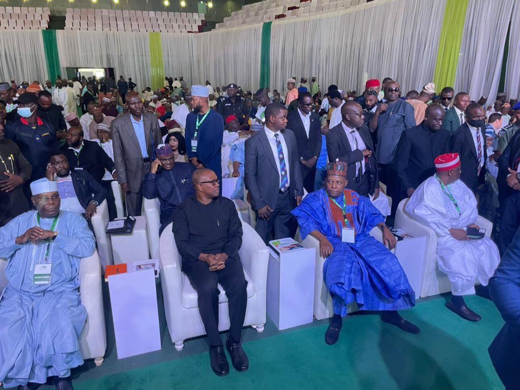 Chilex_Phd's tweet photo. When we told you guys Bola Ahmed Tinubu is the placeholder for Kashim Shettima, those children of stupidity and supporters of the sick weak man will be crying.
Here is another evidence.
Where is Bola Ahmed Tinubu????
#BATScam #ObiDattiLandslide https://t.co/YF2rRgSmco
