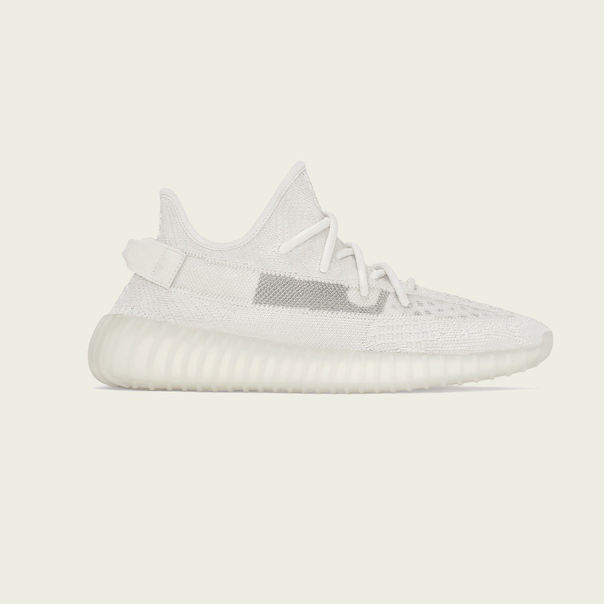 Na naší Releases platformě právě probíhá raffle o adidas YEEZY 350 V2 "BONE"  

Klikni na link a zaregistruj se do losování o možnost koupit si pár. 👉  releases.footshop.com
