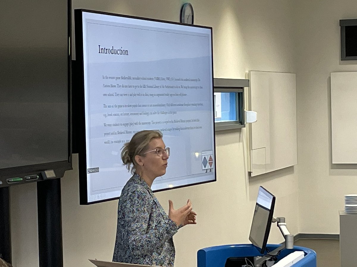 Presentation of one of my favorite projects at <a href="/KB_Nederland/">KB Nederland</a> MedievalMe project by @dr_a_tomb_a_day at the community day of Future Libraries lab <a href="/tudelft/">TU Delft</a> <a href="/keesone/">Dr Kees Teszelszky</a> <a href="/MemesMedieval/">Medieval Memes</a> <a href="/UniUtrecht/">Utrecht University</a>