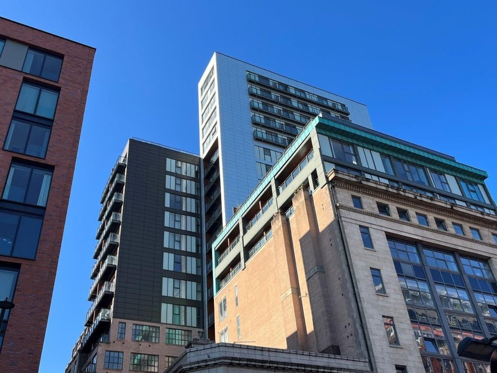 BWPProp's tweet photo. Another BSF facade remediation scheme nearing completion. The nature of the works on existing buildings is a real challenge but very rewarding. A great team effort by a great team. 

#experience #teameffort #BSF #facades #projectmanagement #bwp #firesafety https://t.co/6pcFQLlwCt