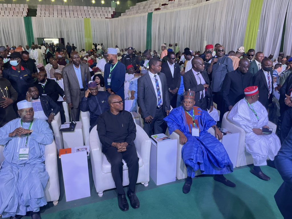 charleschizu's tweet photo. When we told you guys Bola Ahmed Tinubu is the placeholder for Kashim Shettima, those children of stupidity and supporters of the sick weak man will be crying.
Here is another evidence.
Where is Bola Ahmed Tinubu????
#BATScam #ObiDattiLandslid https://t.co/9MDWv2HPyO