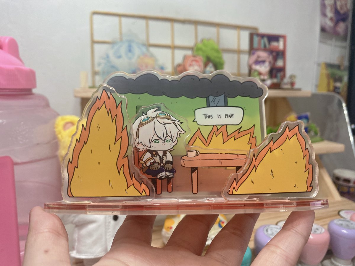 I want to do product catalogue for cosmania but haven't finished my merch prod tho 🥹🥹🥹 