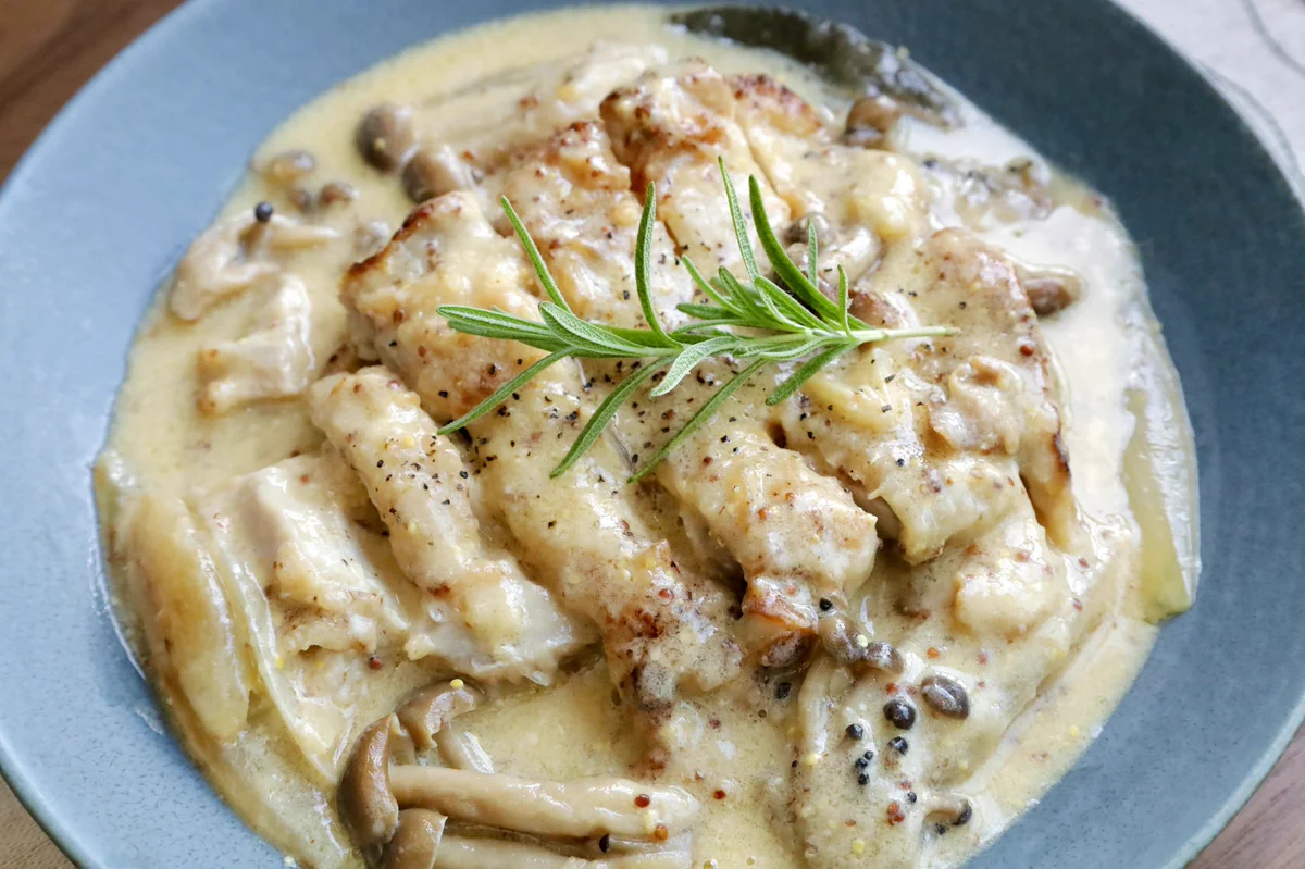 肌寒い季節に♪パスタにもご飯にも合うオシャレで美味しい『クリーム煮』