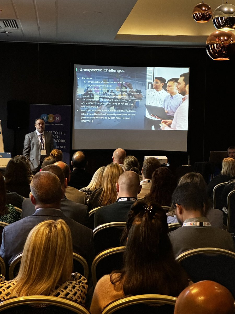 Standing room only at the collaborative session Early lessons learned with #MEDITECH #Expanse Deployment with <a href="/MEDITECH_UK/">MEDITECH UK and Ireland</a> <a href="/MEDITECH/">MEDITECH</a> and <a href="/AlderHey/">🏥 Alder Hey 💙</a>CDT @AlderHey <a href="/idigitalnhs/">iDigital 💙</a> at #MUN2022