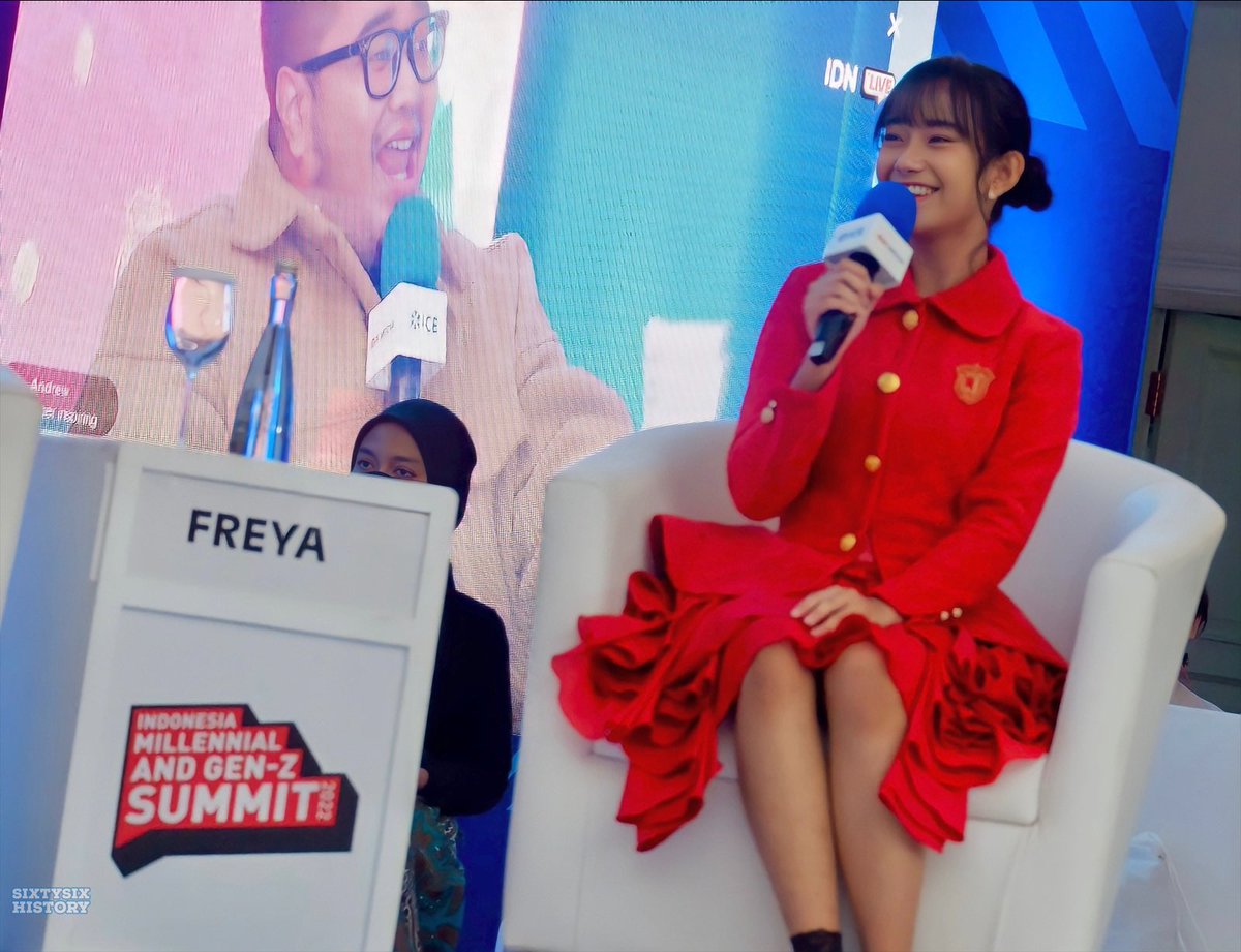 sixtysixhistory's tweet image. ...and meet Freya, as if future as sweet as her smile 🍫

@Freya_JKT48 in Indonesia Millenial and Gen-Z Summit by IDN – 290922