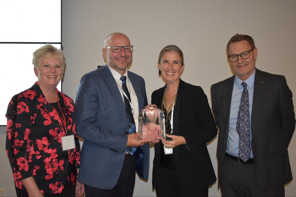 MedCouncilCan's tweet photo. Last evening, we celebrated the recipients of our distinguished #awards. The awards recognize the achievements and contributions of individuals and advance research &amp; development in the field of #MedEd and assessment. Learn more: https://t.co/72mpOX1PZJ. #MCCam https://t.co/wMCr0aWytc