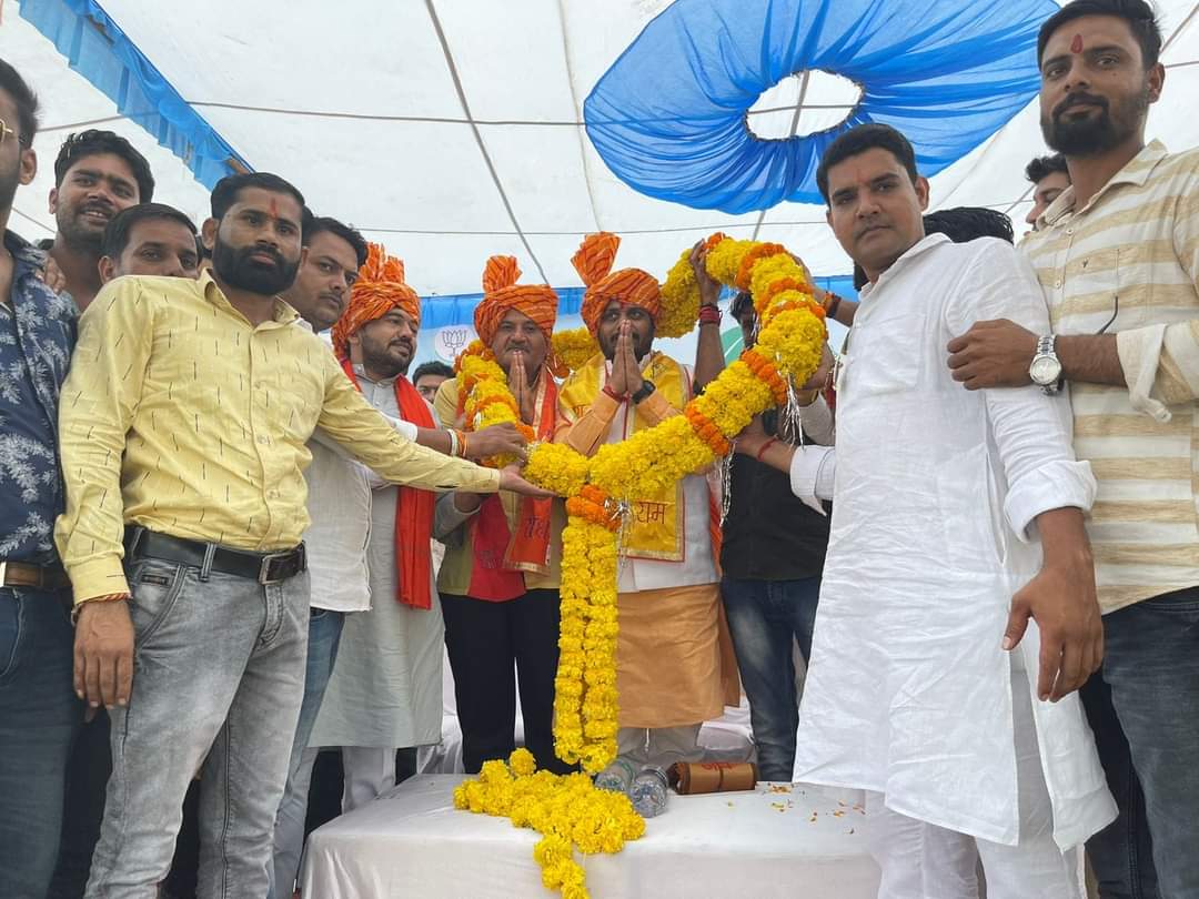 vaibhavpawarmp's tweet photo. आज #हरा_भरा_मध्यप्रदेश अभियान के निमित्त विदिशा प्रवास के दौरान वृक्षारोपण कार्यक्रम के पूर्व आयोजित सभा मे युवा साथियों को संबोधित किया। https://t.co/1C5NHXVp0i