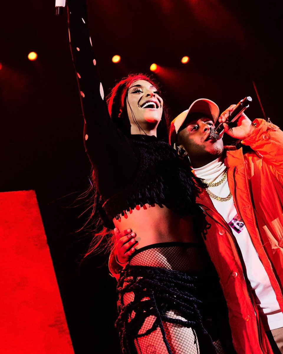 lukinhascitou's tweet photo. e essa dupla 🔥

@eulukinhass | @pabllovittar https://t.co/3reA9REHLv