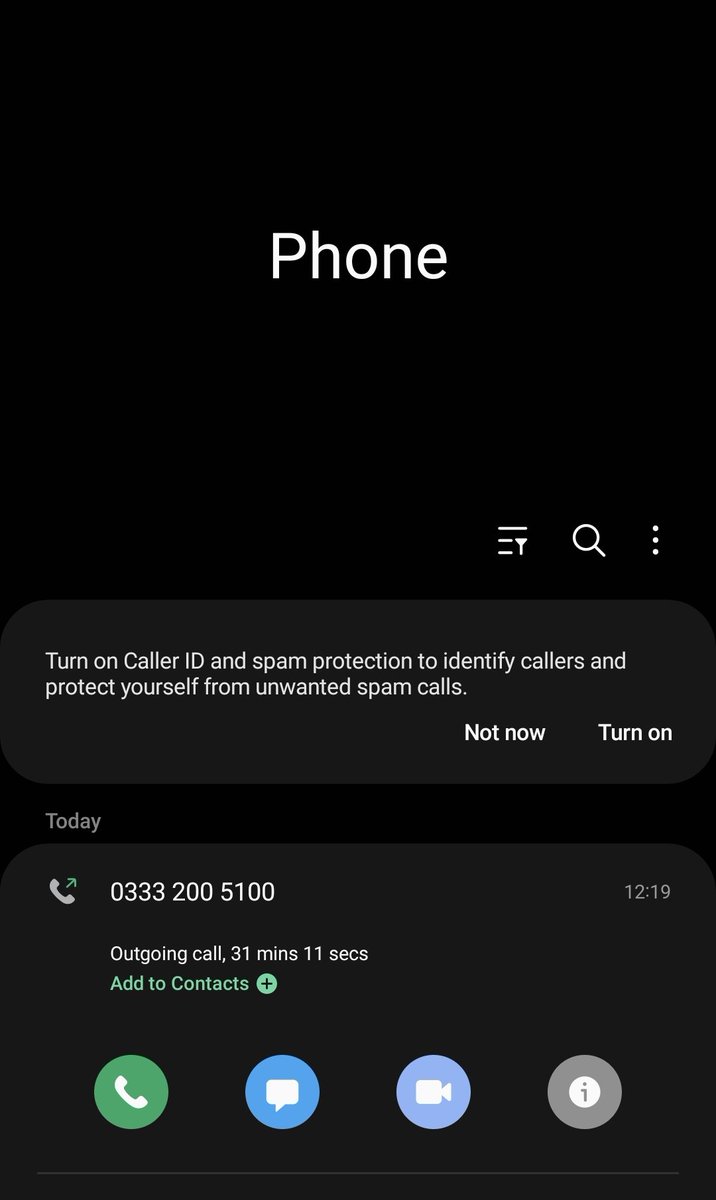 itsmekookie's tweet photo. @EDFofficiel how rude!! I was on hold for 31mins and he just dropped the call!! If you can't answer my queries just tell me!! 😡😤😠 https://t.co/lGx3g3bjHo