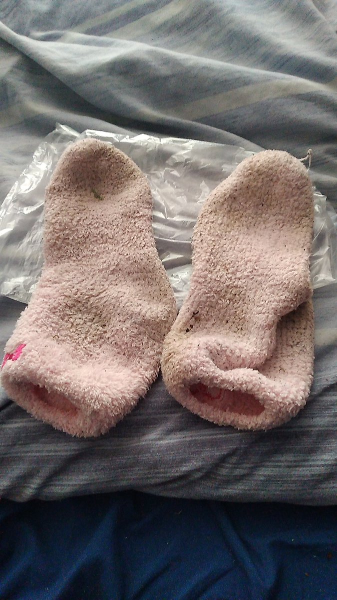 kat02479360's tweet photo. Do you Love my smelly socks well bid on them !! Start at $5 highest bidder will get it so open those wallet now! #feetfethish #dirtysocks #myscent https://t.co/n9N9Ty1wpa