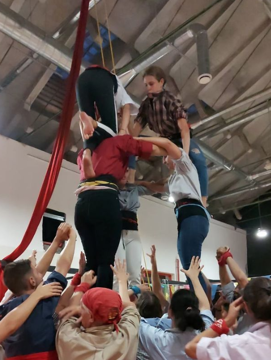 revistacastells's tweet photo. Tornar-se a sentir de 6 a Tarragona.
▶️Coincidint amb el cap de setmana del @concurscastells, Tarragona organitza la tercera edició de la Diada Internacional.
✍️@dprats91
👉https://t.co/0dGlbFJHXK
#castellers https://t.co/QQGdcFd9dv