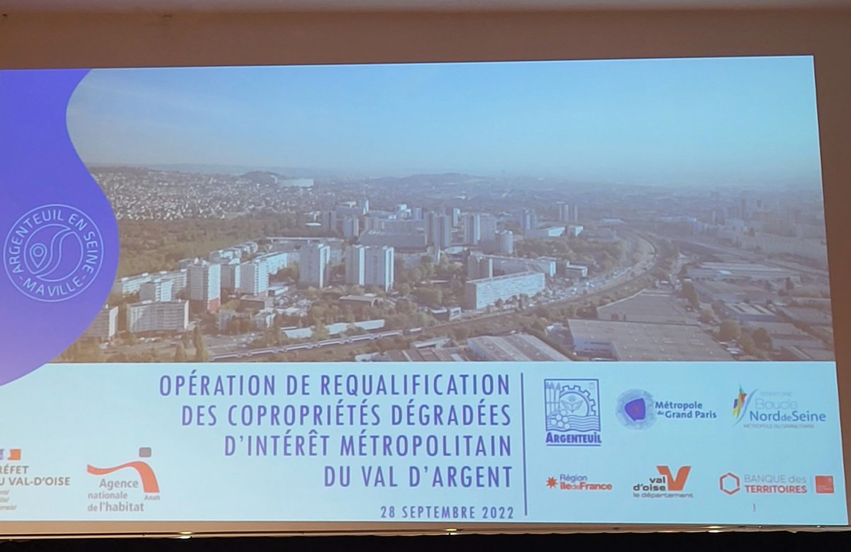 ANAH_Officiel's tweet photo. L'#Anah a assisté hier à la signature de l'#ORCOD de la @VilleArgenteuil
Cette commune est la plus peuplée du département du Val d'Oise.
L'ORCOD va permettre d'accompagner les #copropriétés du quartier du Val d'Argent qui ont pour la plupart des situations financières bancales. https://t.co/6aF5vcrWRp