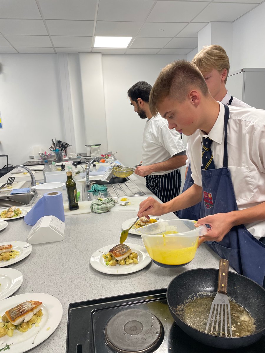 Fulham Boys School Sixth Form tweet media