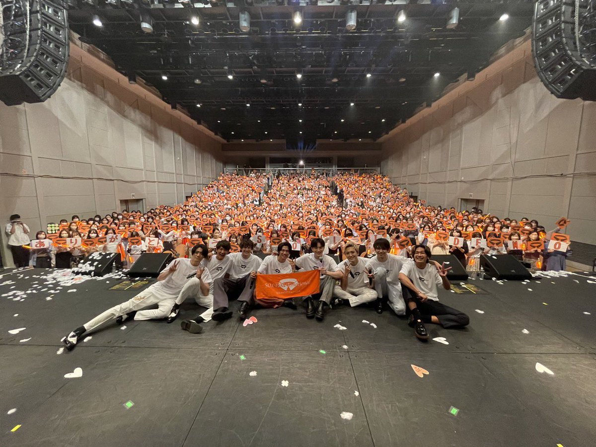 solidemo_eiga's tweet photo. 9年前のあの日のこと、鮮明に覚えてる。
出逢えて本当に良かった。ありがとう。
絶対絶対忘れない。8人が大好きです。 https://t.co/pMyCjgFx4Q