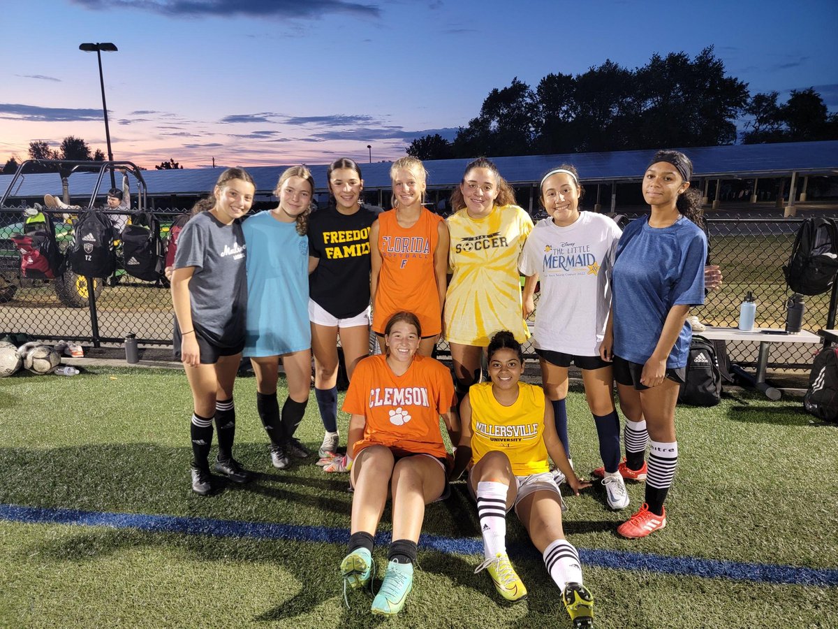 FHS Girls Soccer (@fhsgirlssoccer5) on Twitter photo Who will come out on top? Who gets brag rights for the next year? Come see the girls take on Liberty. BASD stadium 7 PM for varsity and 5 PM for JV.
#BASDProud
#fhsmultisportathlete #fhsfuturepatriots #fhsgirlssoccerproud!
<a href="/BASDMsSage/">Ms. Sage-FHS</a> <a href="/fhssportsBASD/">Freedom High School Athletics</a> Who will come out on top? Who gets brag rights for the next year? Come see the girls take on Liberty. BASD stadium 7 PM for varsity and 5 PM for JV.
#BASDProud
#fhsmultisportathlete #fhsfuturepatriots #fhsgirlssoccerproud!
<a href="/BASDMsSage/">Ms. Sage-FHS</a> <a href="/fhssportsBASD/">Freedom High School Athletics</a>