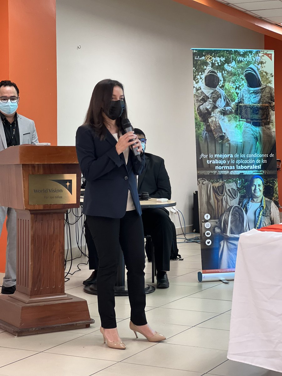 FuturosWvh's tweet photo. #Partnership the government of Honduras, @WorldVisionHN and the United States Government, working together towards the eradication of child labor and promotion of labor rights. Thank you @USAmbHonduras @Doris_Gutierrez @Trabajohn @INE_Honduras @Dinaf_hn https://t.co/dj8owlCWjU