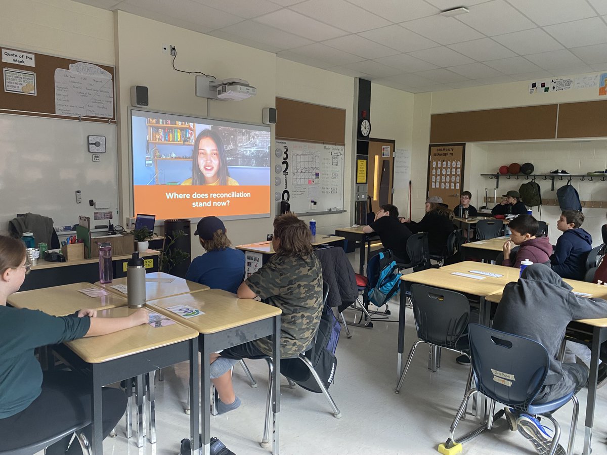 Queen Elizabeth PS tweet media