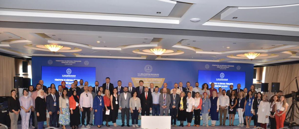 🇹🇷 🌏🌎🌍 Türkiye’de ve Dünyada Türkçenin Öğretimi Çalıştayı başarıyla tamamlanmıştır. Katkı veren katılımcılara, paydaş kurumlara ve birimlere teşekkür ederiz. 👏
Çalışmaları takip için 🔗👇
meb.ai/Uc5aKGM

<a href="/tcmeb/">Millî Eğitim Bakanlığı</a> 
<a href="/TDK_govtr/">Türk Dil Kurumu</a> 
<a href="/TMaarifVakfi/">Türkiye Maarif Vakfı</a> 
<a href="/yeeorgtr/">Yunus Emre Enstitüsü</a> 
<a href="/yurtdisiturkler/">YTB</a>