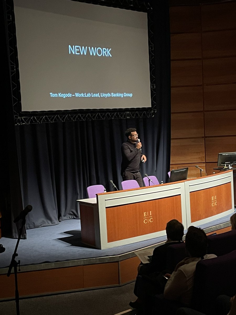 Delighted to have Keynote <a href="/TomKegode/">Tom Kegode</a> of <a href="/LBGplc/">Lloyds Banking Group</a> speaking now at #ScotSoft22!

Tom talks about how the world of work has changed dramatically since 2019, and how the work/life balance trade off has been replaced with more of a work/life harmony.