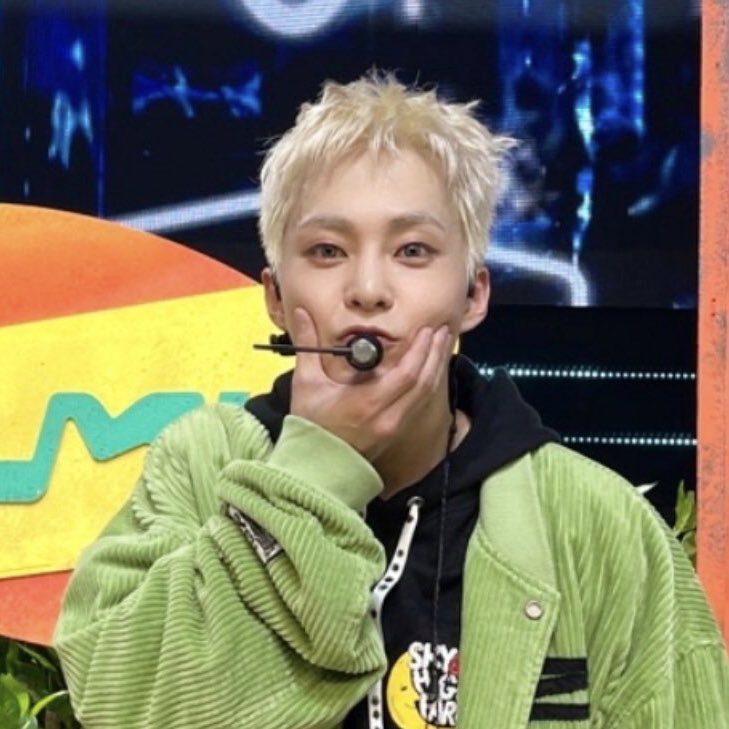 사녹 한번만 쫌 가봅시다…..
나도 요정 영접하게 해주세요🙏🏻

#시우민 #민보싶 #한포즈
#BrandNew #BrandNew_XIUMIN