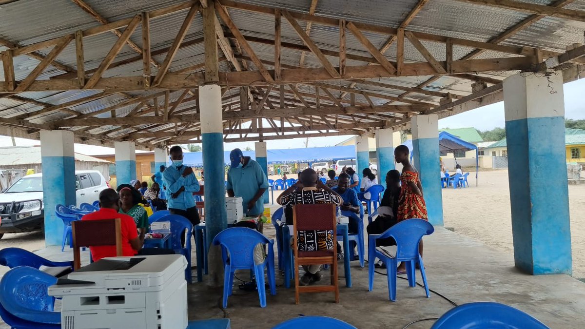 UNHCRCIV's tweet photo. SOLUTION DURABLE: Dans le cadre des efforts déployés par le gouvernement de la #CIV @Gouvci pour soutenir les anciens réfugiés ivoiriens vivant au Ghana qui ont choisi de rester dans le pays, une équipe de la #Côte d'Ivoire a effectué une mission de deux semaines au Ghana. https://t.co/e0tJIHt0xq