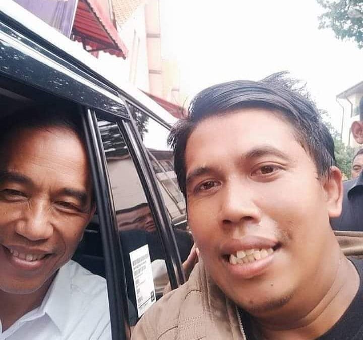 PriyoSayur's tweet photo. Pak Presiden RI Bpk @jokowi Selalu sehat panjang umur Sukses dan berkah Membangun Indonesia. Kapan bisa Bertemu Lagi🙏🙏 https://t.co/2NvYNhTENY