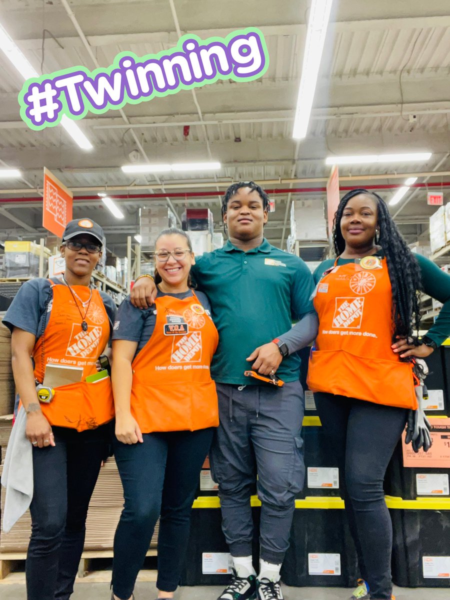 We all sat together and noticed we were twinning today!! Have a great day Home Depot Depot family. <a href="/gonzobxny/">Alfred Gonzalez</a> <a href="/__CeCiMe/">Ceci</a> <a href="/TDonnelly921/">Tiffany Donnelly</a> <a href="/daryl_hagen/">Daryl Hagen</a> <a href="/nyyroro/">Ro Rodriguez</a>