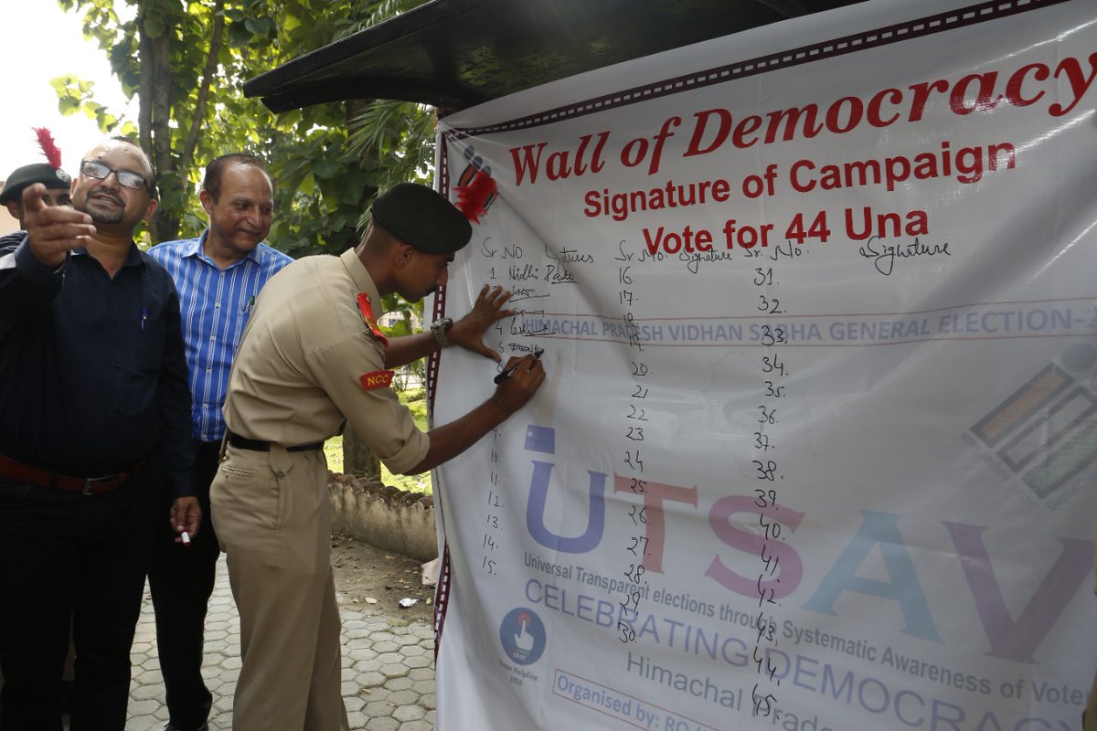 SDMUna44's tweet photo. #UTSAV Wall of democracy campaign started at https://t.co/GyPlNgNybM College Una for AC-44(Una) https://t.co/n9Ts8AKBWW