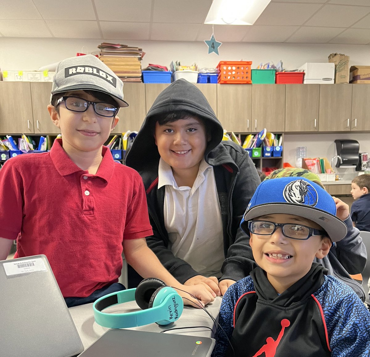 Anna Park tweet media