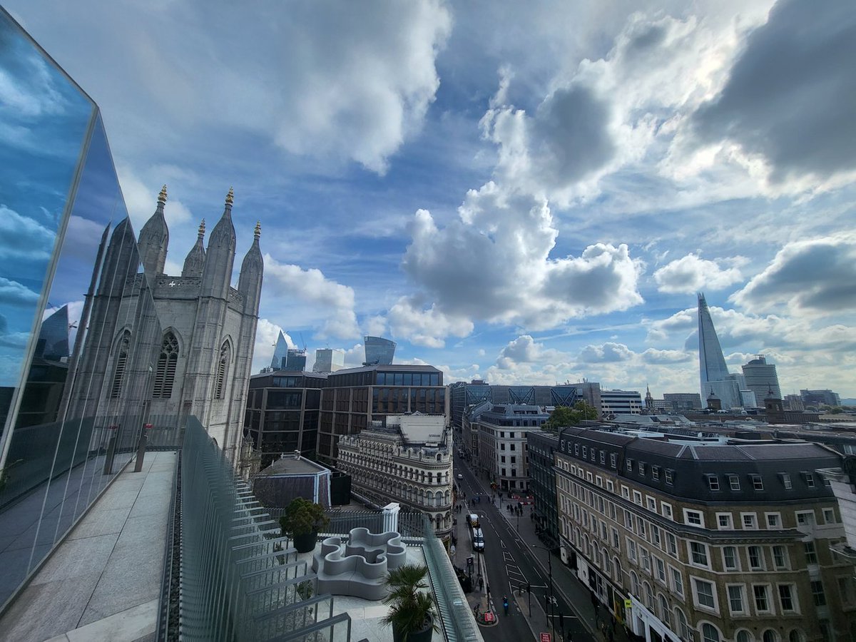 GillianR_S's tweet photo. London is looking fabulous today - what a view from the @TheAPCC's autumn conference! #complianceconsultants #professionalbody https://t.co/kcaBgW6GIB