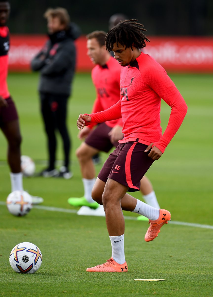 LFC's tweet photo. #️⃣6️⃣6️⃣ https://t.co/eUkCcaMS7n