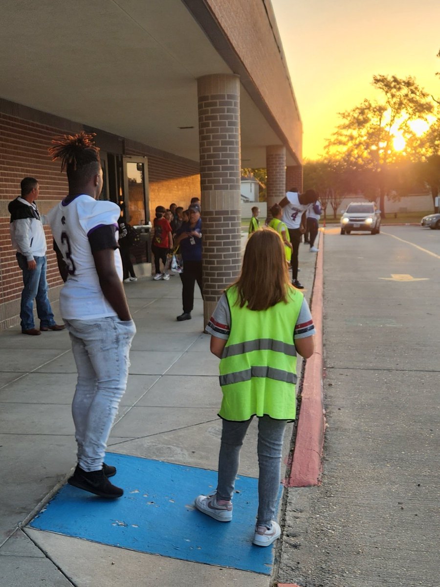 Amy Dowies tweet media