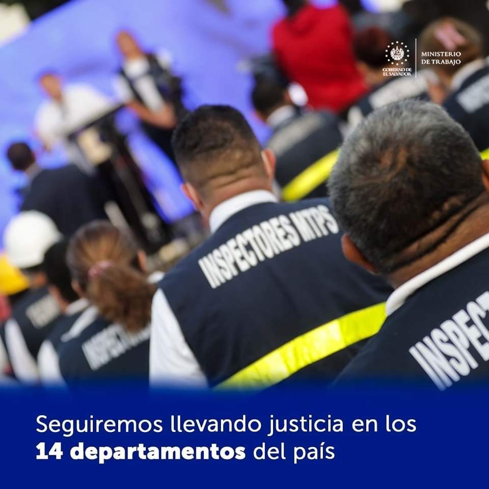 AyalaFrankSv's tweet photo. Una vez más el movimiento sindical genuino de El Salvador, exige respeto a los derechos laborales de los vigilantes de seguridad privada no más atropellos y falta de respeto por parte de los empresarios excelente labor señor Ministro de @TrabajoSV @RolandoCastroSv https://t.co/5ZQwV2V3DL