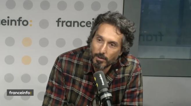 Vincent Elbaz, comédien dans la série #SyndrômeE sur TF1 : "Je n’avais pas envie de décevoir l’auteur et sa communauté de fans"
francetvinfo.fr/replay-radio/i…