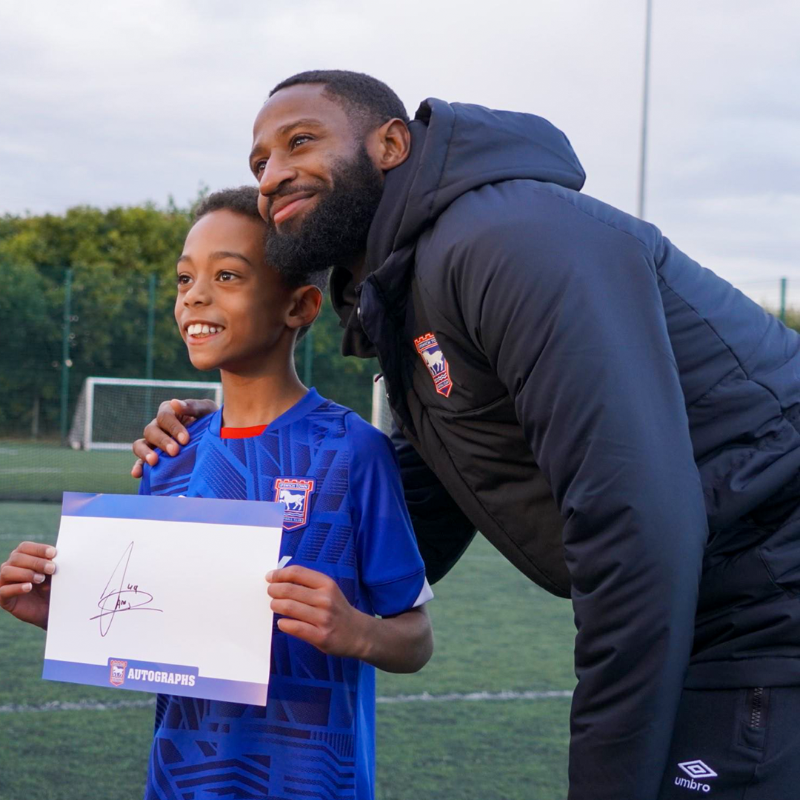 ITFCFoundation's tweet photo. ๐ An incredible amount of money has been donated thus far. These generous donations have allowed those most deeply affected an opportunity to come and watch Town.
Fans can still donate to the Foundation's JustGiving page by following the link below.
#PackOutPR | #itfc