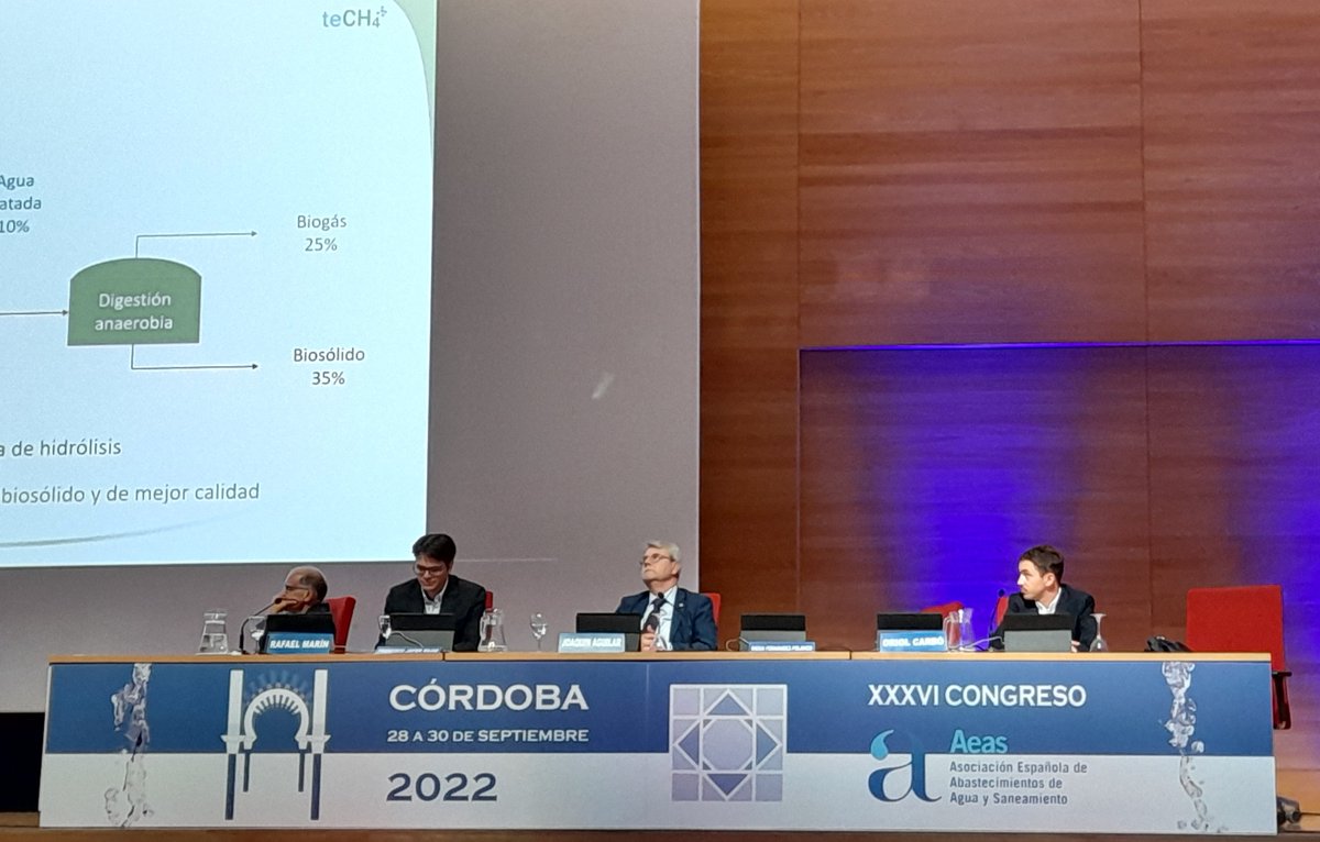 GsInima's tweet photo. Hoy nuestro compañero Oriol Carbó participó en la sesión de #innovación del Congreso de @AeasAgua  con una presentación sobre el Proyecto Pronox. Una proceso alternativo para el tratamiento de #EDAR's que permite ahorrar hasta el 40% del consumo eléctrico. #weInima #CongresoAEAS https://t.co/YljQ08Y8gI