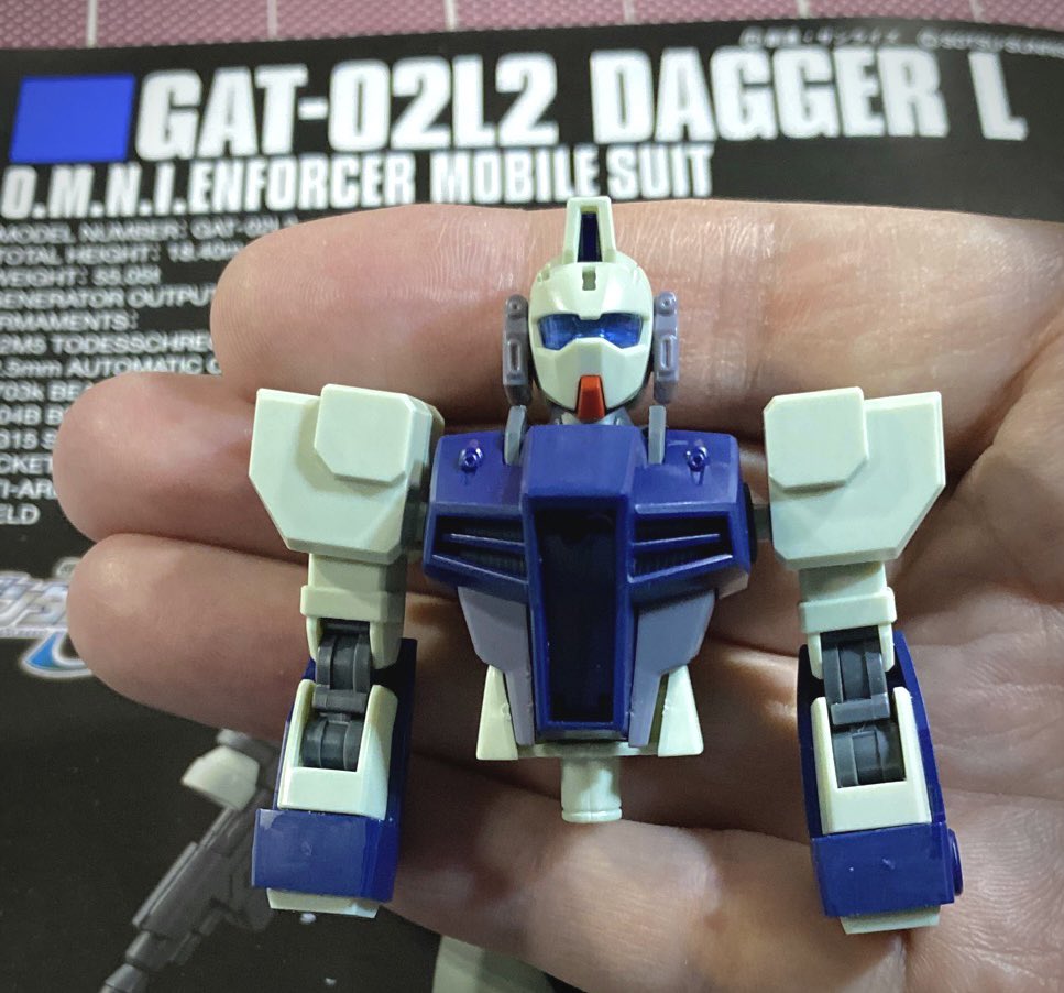Harushi_Photo's tweet photo. [ HGCE 1/144 ダガーL / DAGGER L ]

上半身が完成しました。🙂👍

アンテナなどの細かい部品は、下半身を作ってから取り付けます。

#ダガーL #DAGGERL
#ガンプラ #ガンダム
#GUNPLA #GUNDAM
#ファレホ #vallejo https://t.co/bIHfC59ZQ1