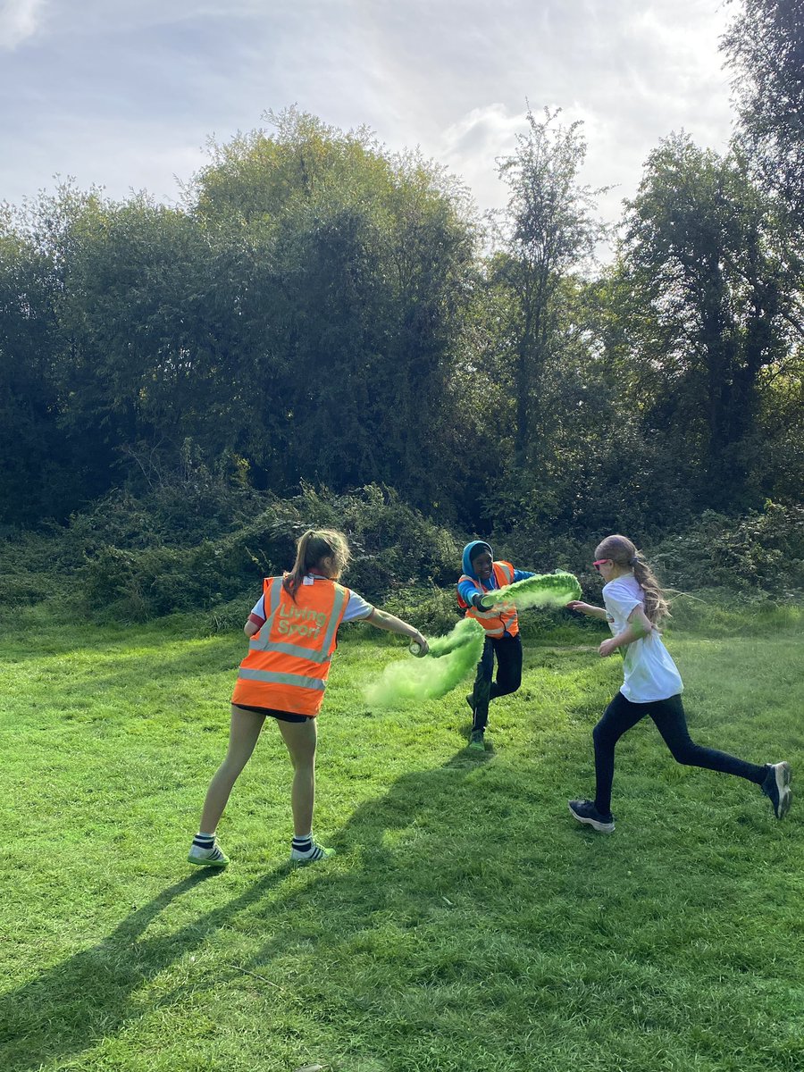 CamVC_PE's tweet photo. The sports leaders were fabulous today. Cheering, throwing paint and getting everyone involved! They are all totally covered now!!!! Thank you @Living_Sport for letting us join in the fun! https://t.co/hbbrThBybK