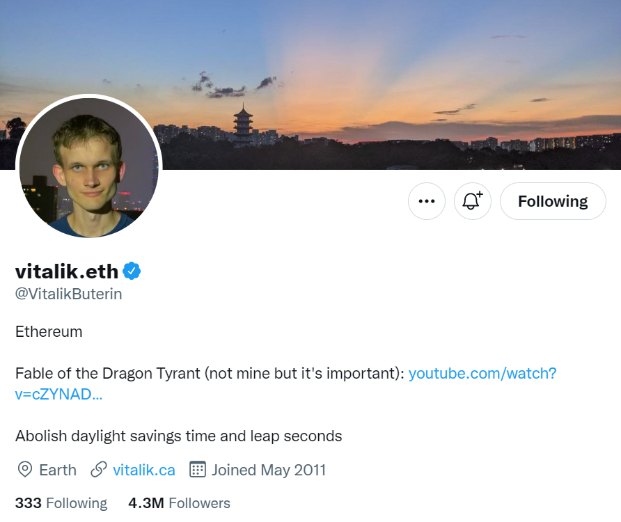 @VitalikButerin has been using the blockchain #domainname as his own Twitter name. I think that the future crypto social network may use the #blockchain domain name as the user name, which will become the standard mode and be equipped with #NFT avatar.

#DID #Web3Names #L2 #Web3
