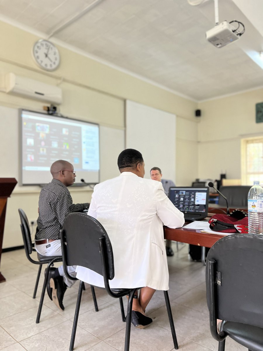 MakerereIGDS's tweet photo. As she concluded her presentation, Dr Ann Ninsiima has passed on a great deal of gratitude to every @Makerere staff especially at the @Mak_SWGS for looking out for one another and pushing themselves to read extensively and share knowledge. #CHUSSseminarSeries #Makerereat100 https://t.co/sDC9mt9Tez