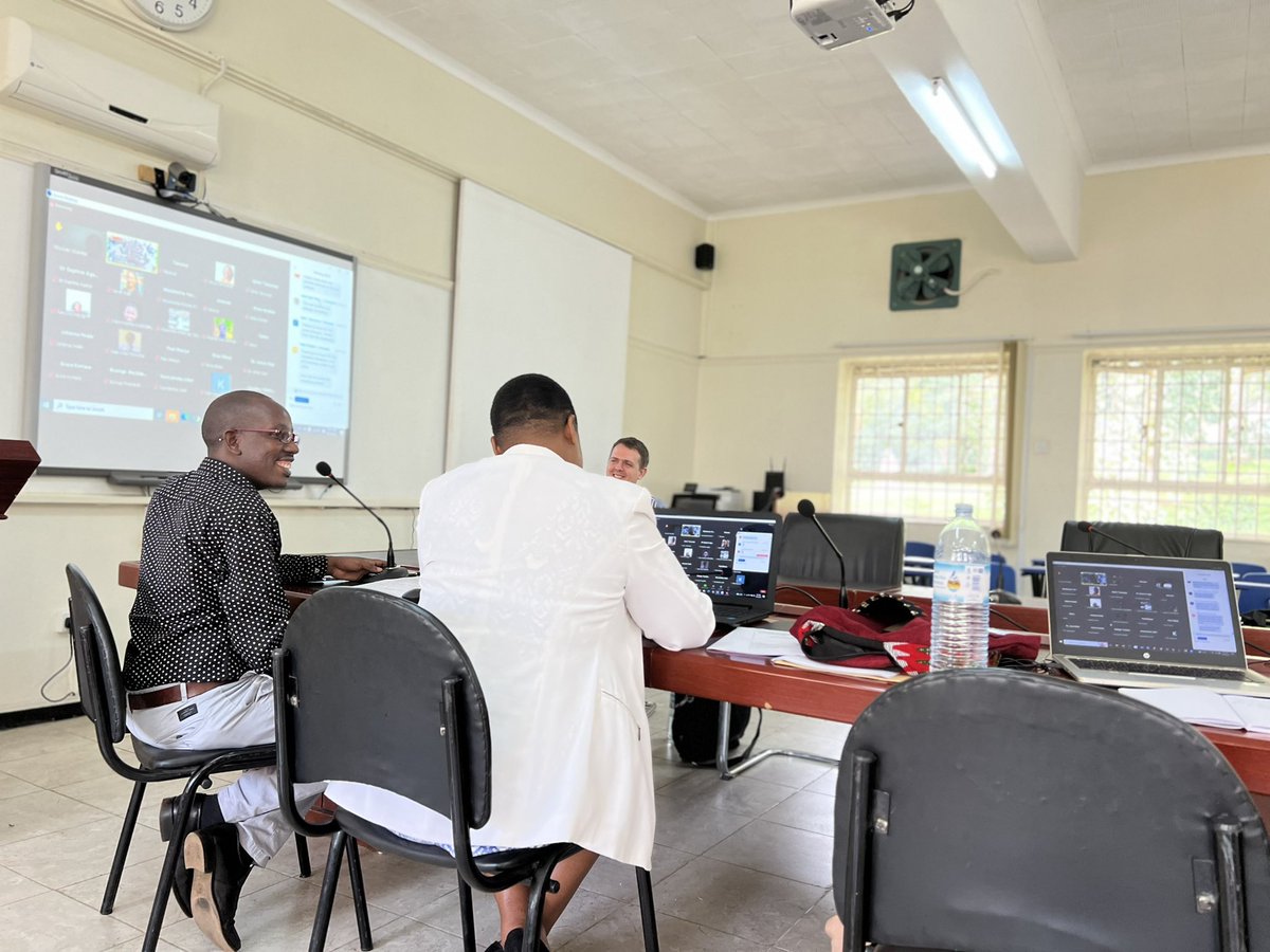 MakerereIGDS's tweet photo. As she concluded her presentation, Dr Ann Ninsiima has passed on a great deal of gratitude to every @Makerere staff especially at the @Mak_SWGS for looking out for one another and pushing themselves to read extensively and share knowledge. #CHUSSseminarSeries #Makerereat100 https://t.co/sDC9mt9Tez