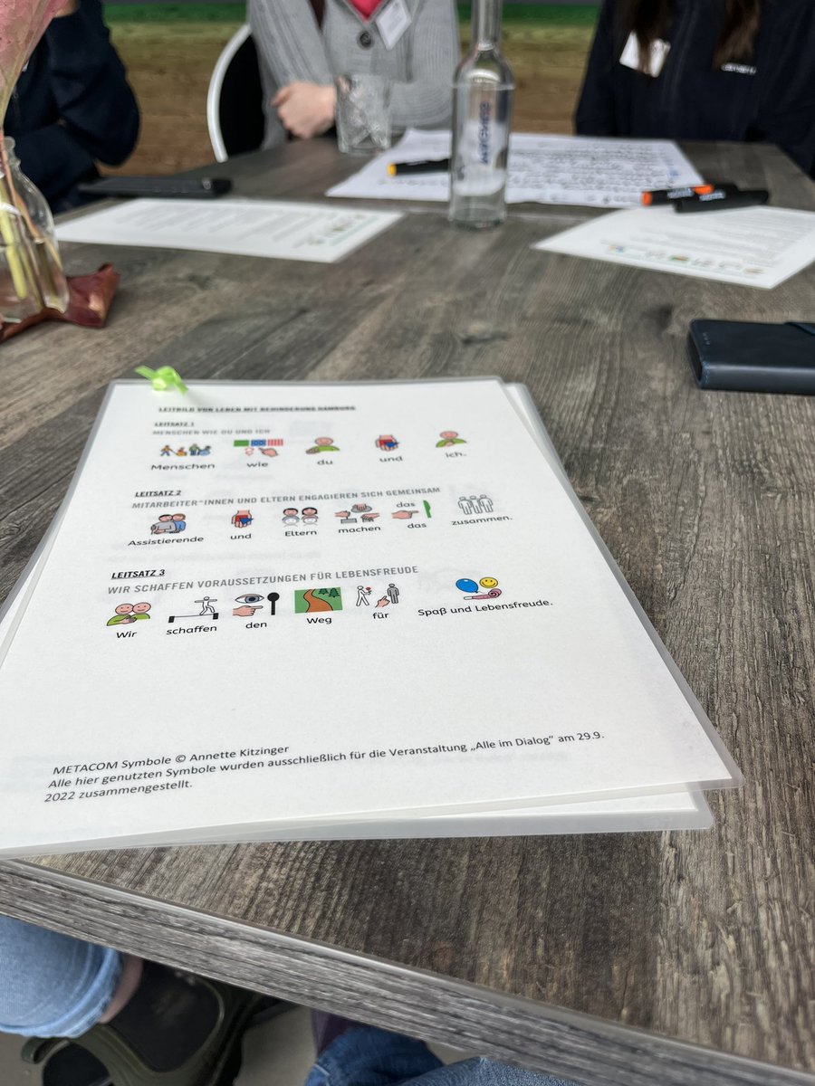 kerrin_stumpf's tweet photo. #Alle_im_Dialog von @LmB_HH heute im #Opernloft für #Inklusion, #Beteiligung, #Barrierefreiheit, #Assistenz - Selbstvertretende, Angehörige, Mitarbeitende https://t.co/NmbbqLHhjT