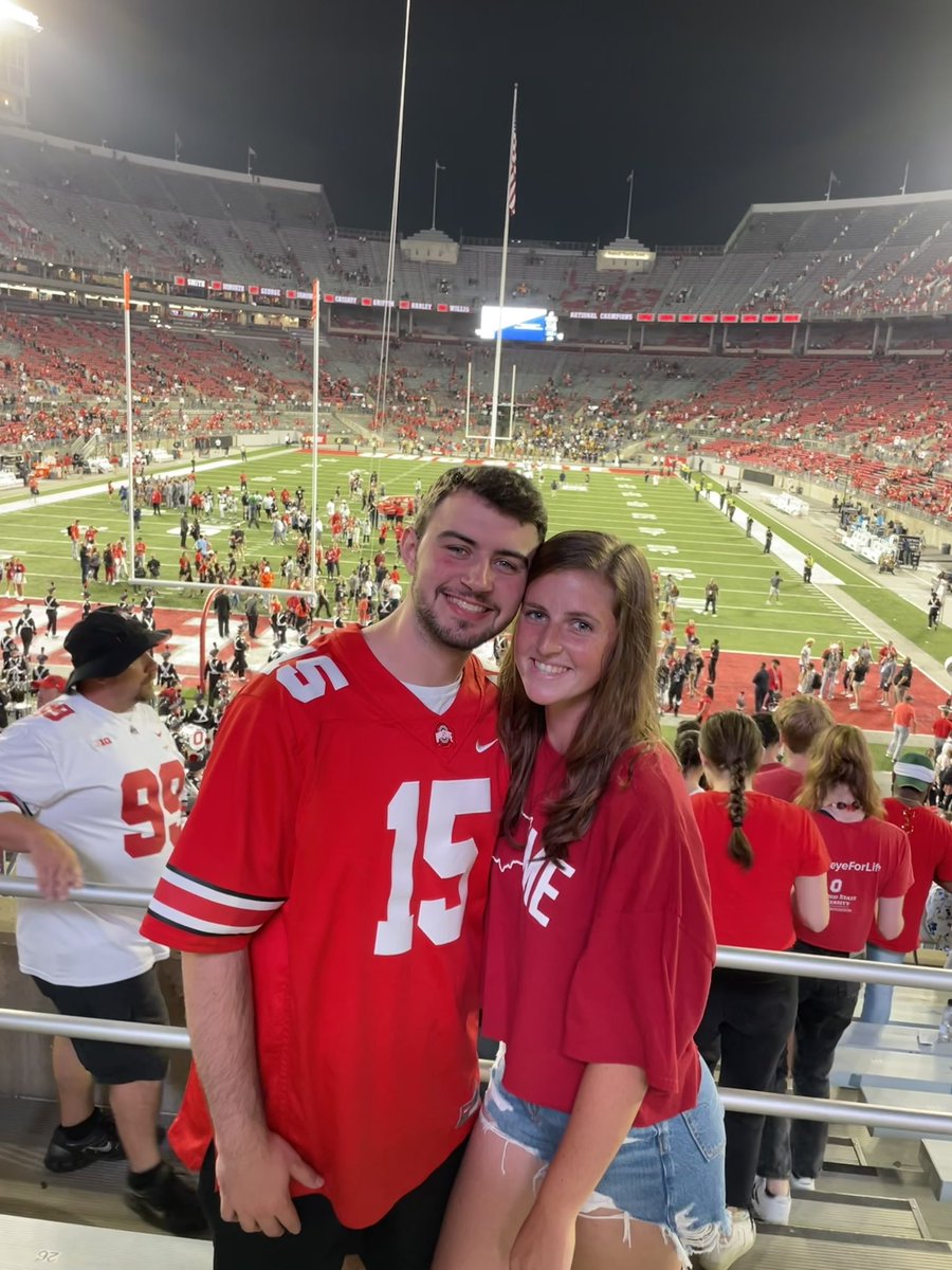 leximoore314's tweet photo. happiest of birthdays to my favorite person. i love you <3 https://t.co/ZKYrnoSJXq