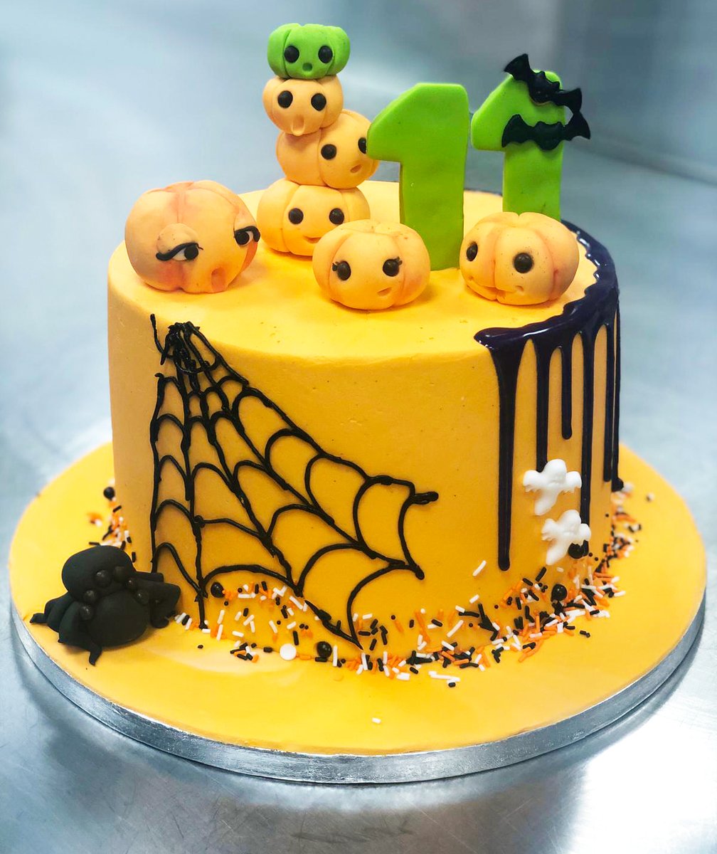 caker_street's tweet photo. Halloween is celebrated with lots of grandeur and pomp.  
Add some more spooky glitz to enhance the sweet haunted surprise with Cakerstreet's special Halloween cakes in various flavors and make your Halloween party a blast!!!

#Halloween #HalloweenCake #Cakerstreet #onlineorder https://t.co/SzEFbxlG7K